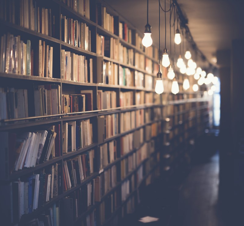 Buku dan bacaan